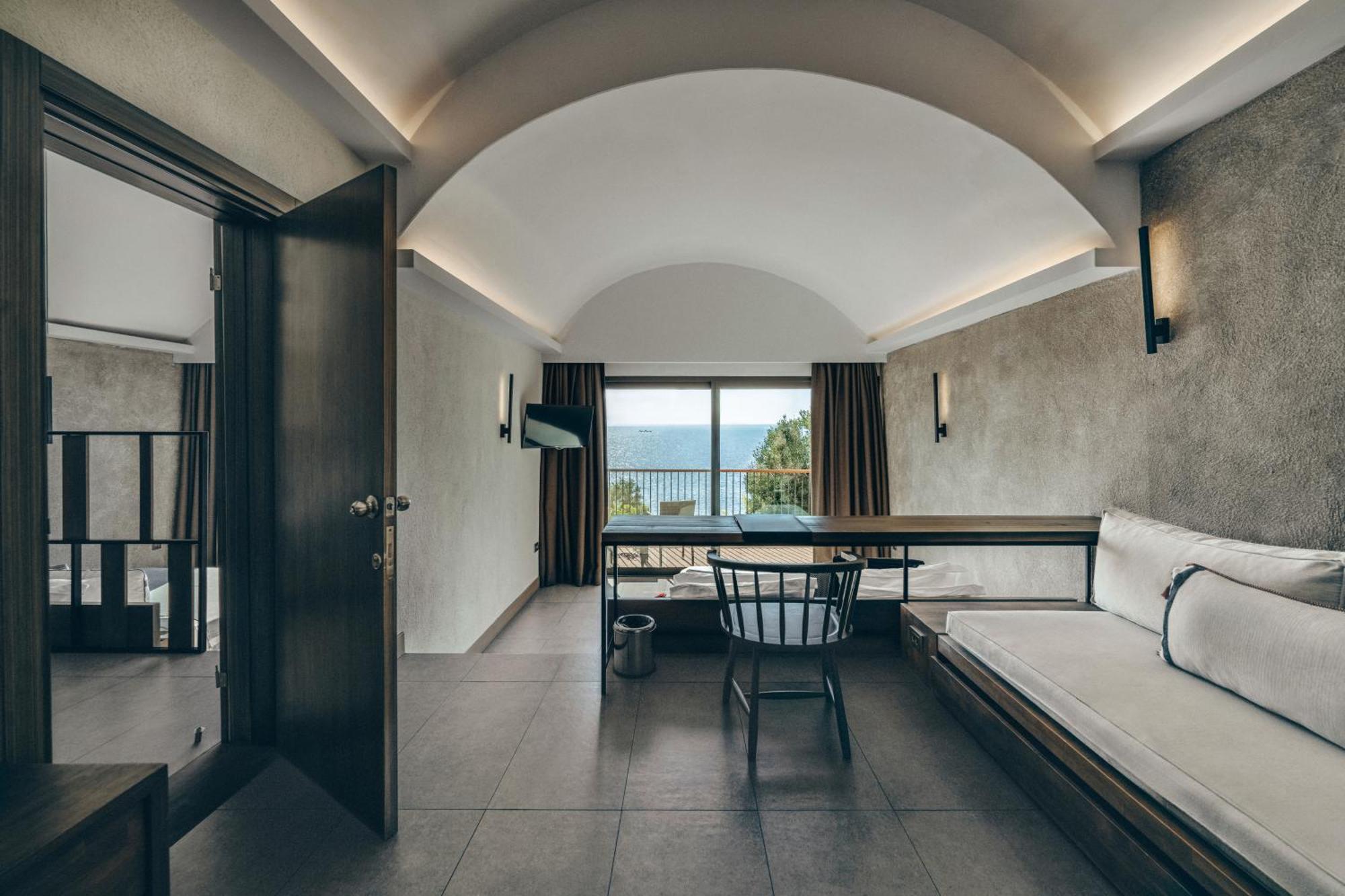 Family Room Side Sea View